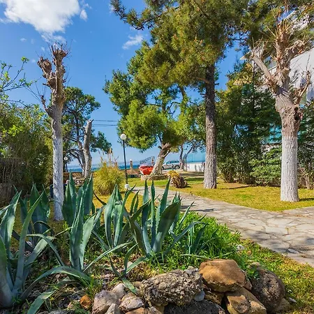 Galazia Akti Seaside