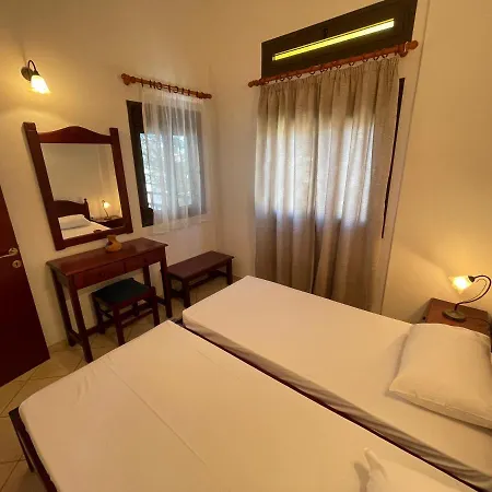 Gasthuis Galazia Akti Seaside 3*