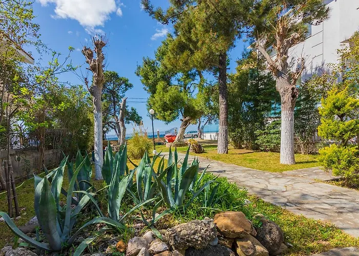 Galazia Akti Seaside