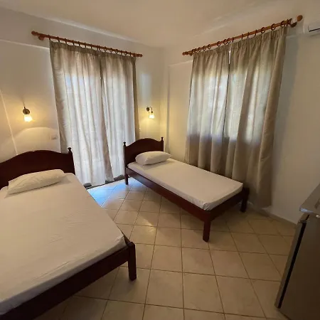 Galazia Akti Seaside 招待所 尼基季